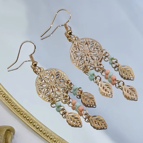 8 Pairs Boho Gold Embellished Drop Earrings Set - Picture 6 of 7